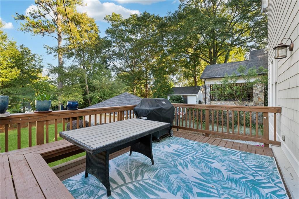 2108 Mckinley Road NW