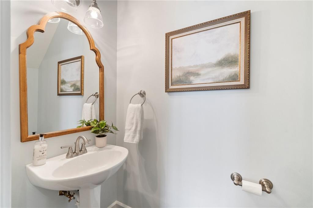 201 Nelson Ferry Road