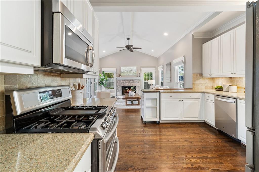 201 Nelson Ferry Road