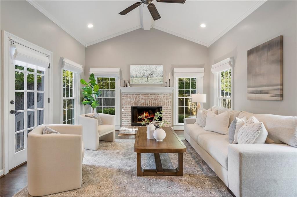 201 Nelson Ferry Road