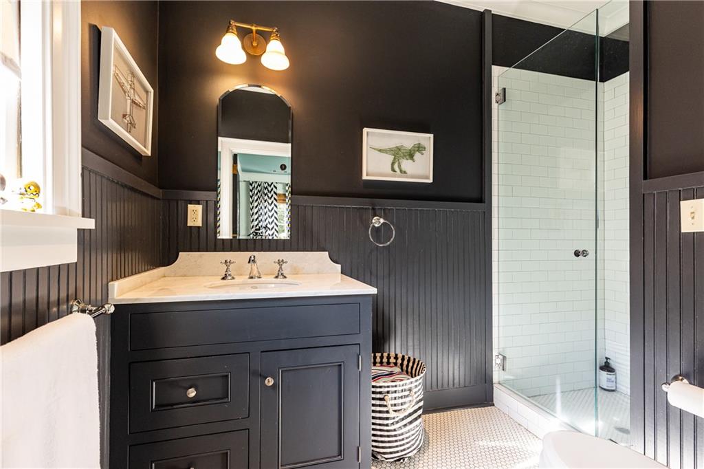 45 Montclair Drive NE