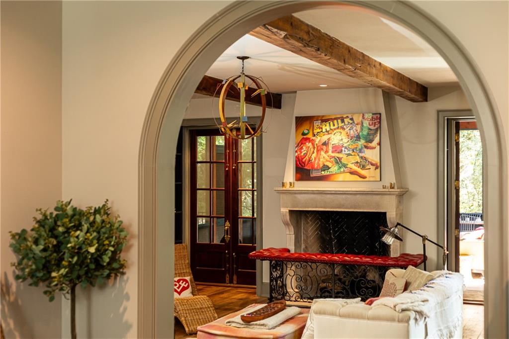 45 Montclair Drive NE