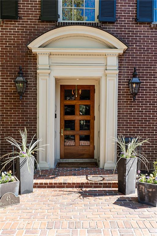 45 Montclair Drive NE