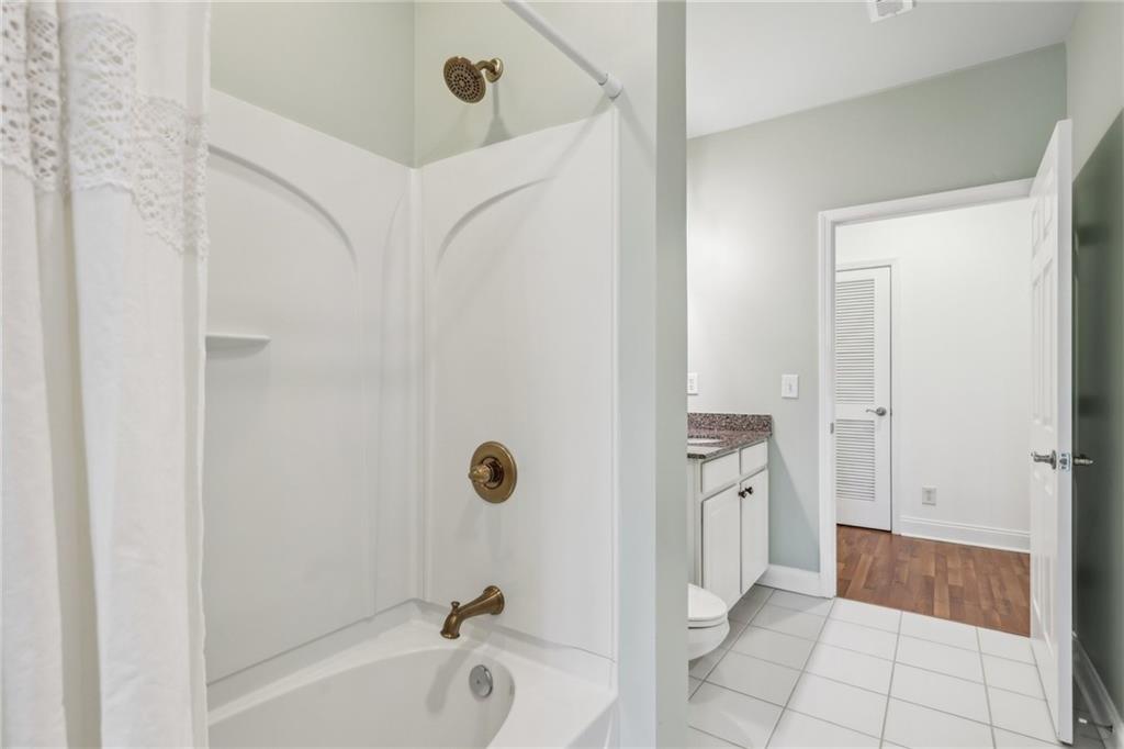 1910 Cedar Glenn Way Unit 4302