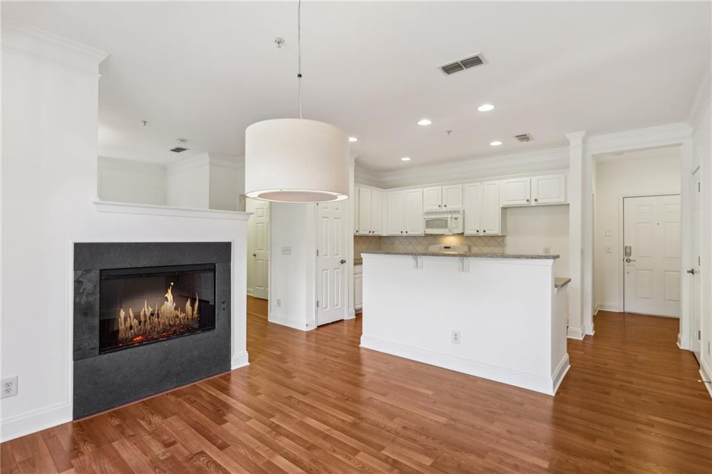 1910 Cedar Glenn Way Unit 4302