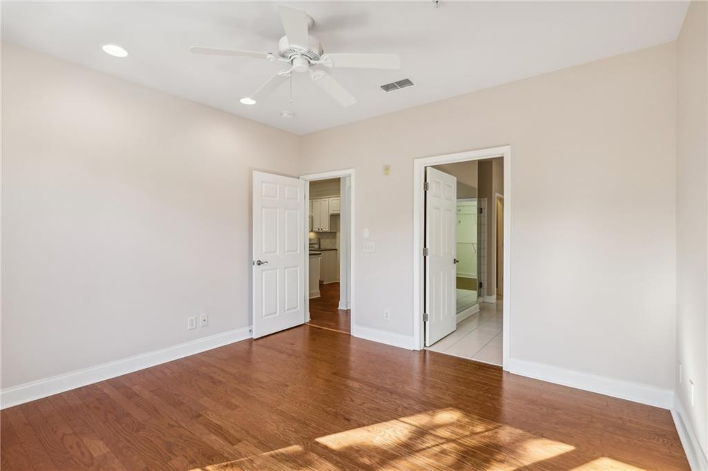 1910 Cedar Glenn Way Unit 4302