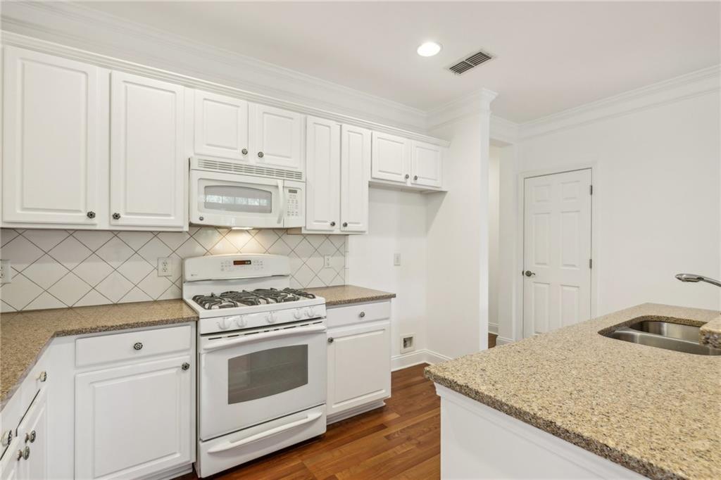 1910 Cedar Glenn Way Unit 4302