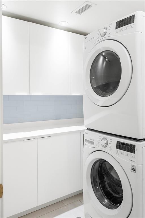 1028 Nawench Drive NW