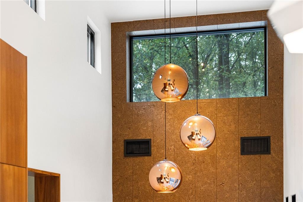 1028 Nawench Drive NW