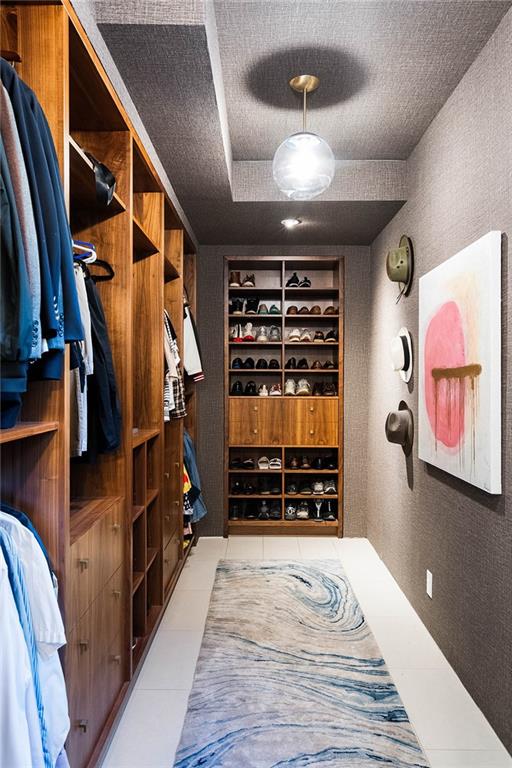 1028 Nawench Drive NW