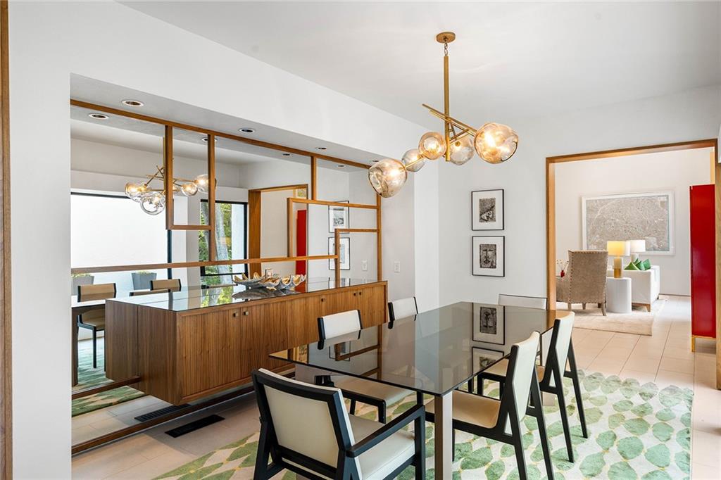 1028 Nawench Drive NW