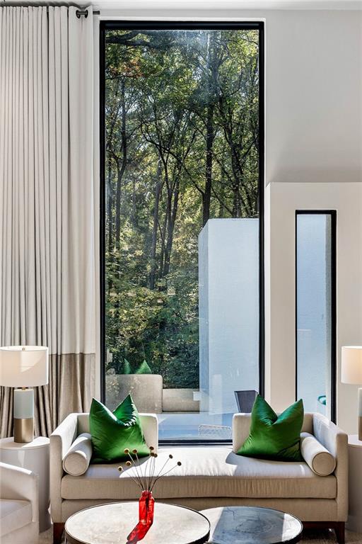 1028 Nawench Drive NW