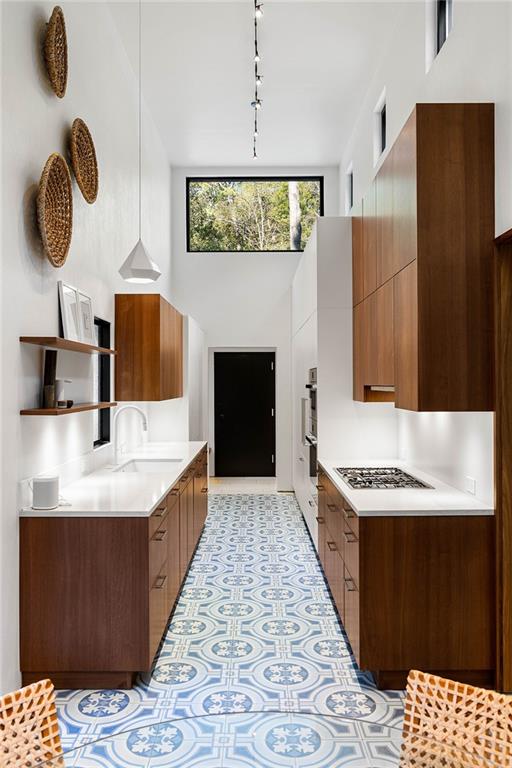 1028 Nawench Drive NW