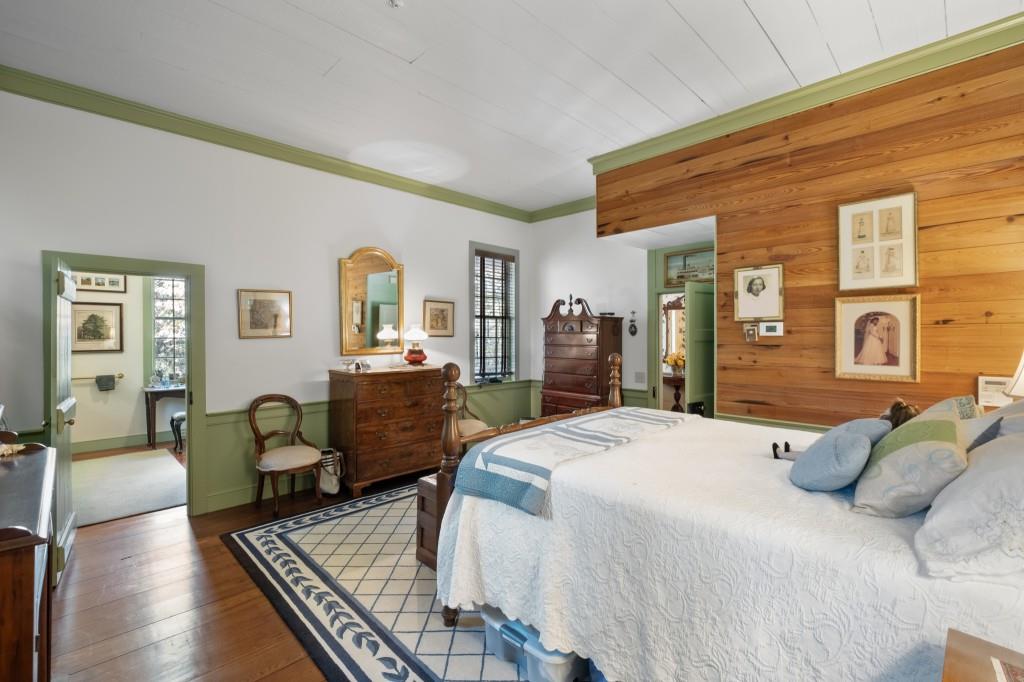 13250 Birmingham Highway