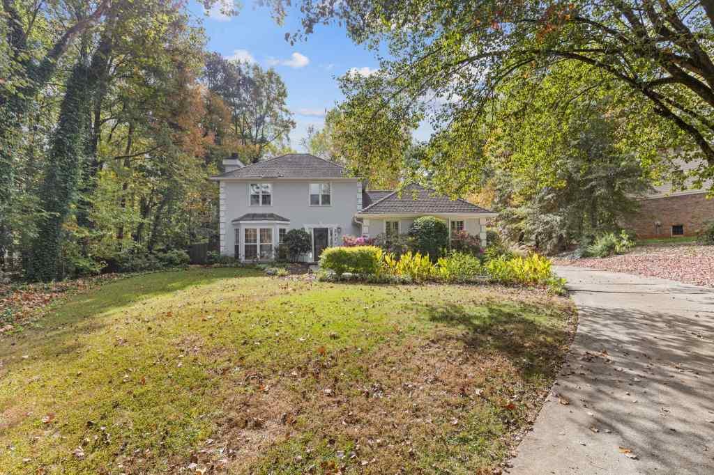 285 Walnutwood Trail