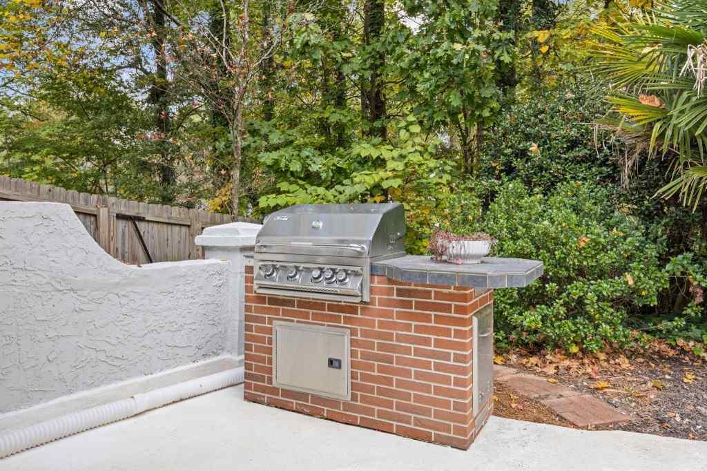 285 Walnutwood Trail