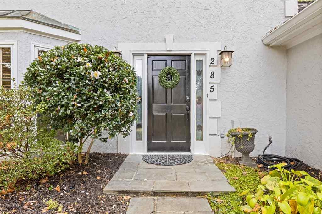 285 Walnutwood Trail