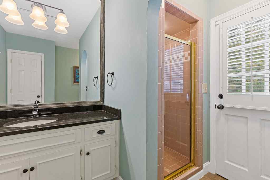 285 Walnutwood Trail