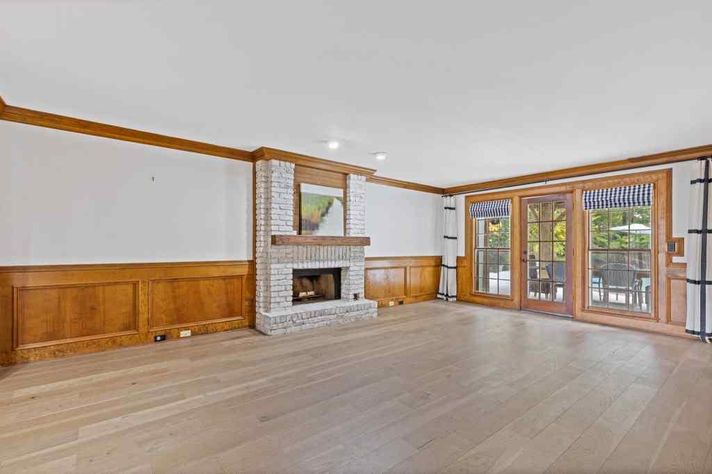 285 Walnutwood Trail