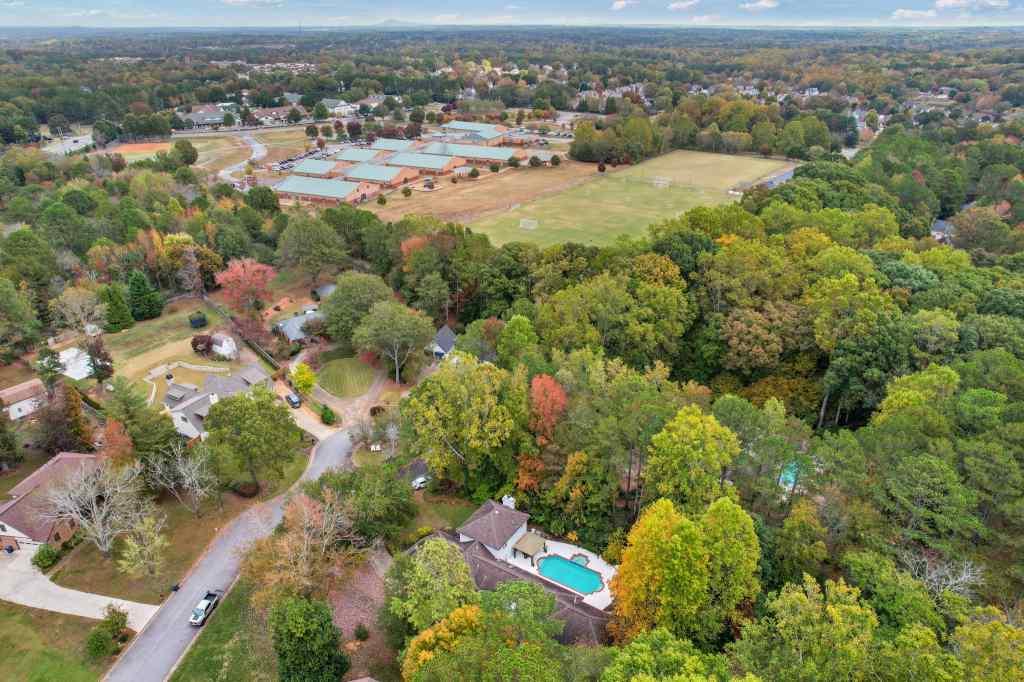 285 Walnutwood Trail