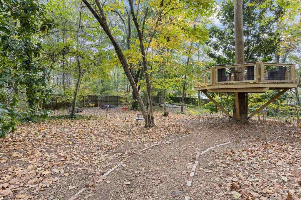 285 Walnutwood Trail