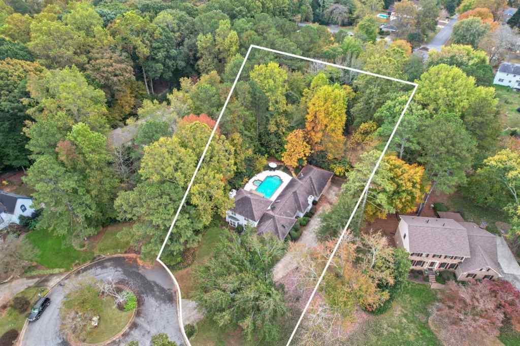 285 Walnutwood Trail