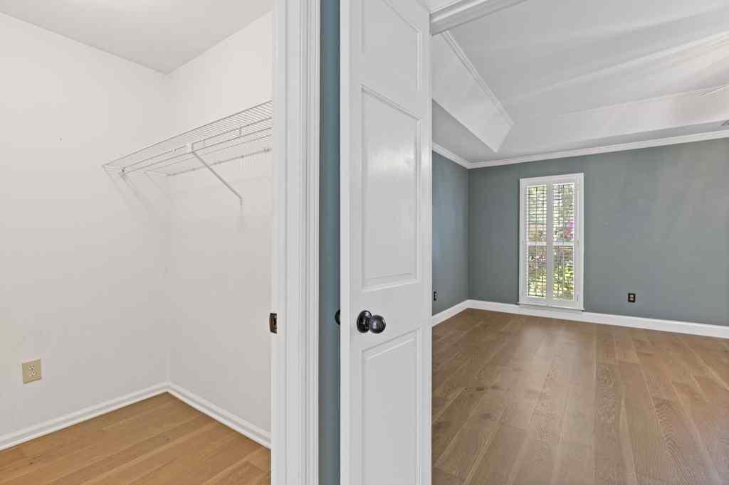 285 Walnutwood Trail