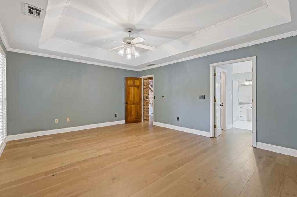 285 Walnutwood Trail