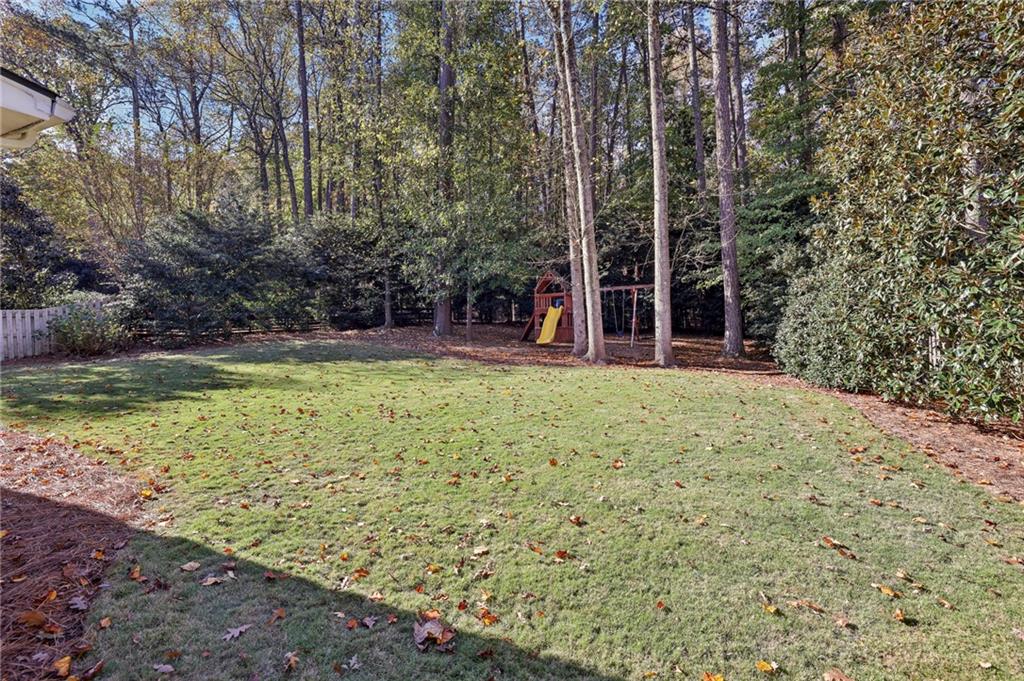 4484 Glengary Drive NE