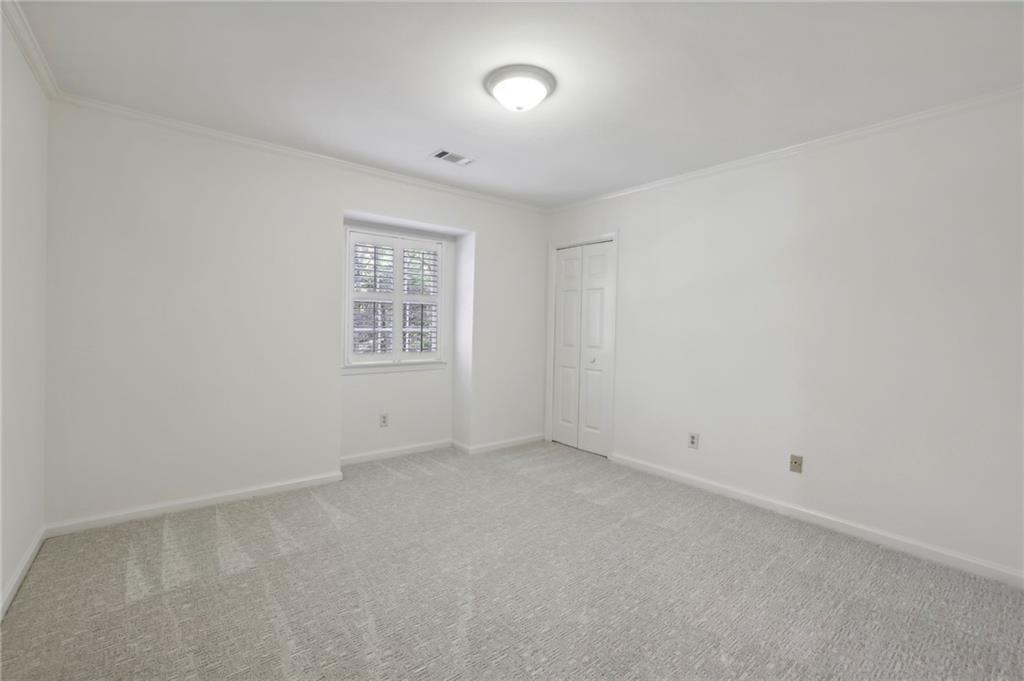 4484 Glengary Drive NE