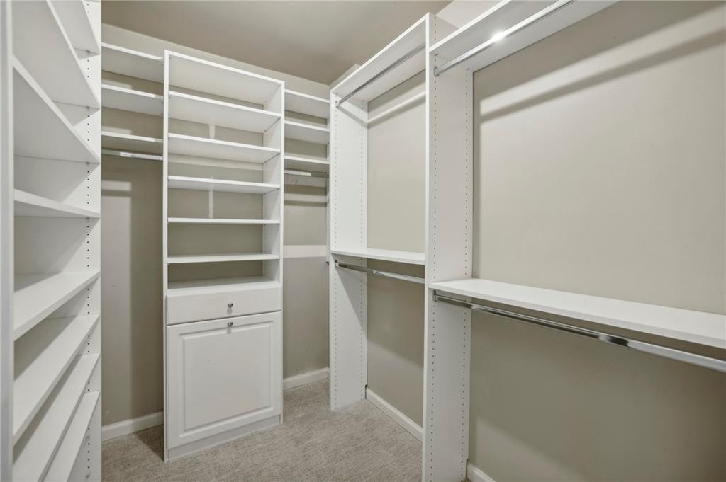 4484 Glengary Drive NE