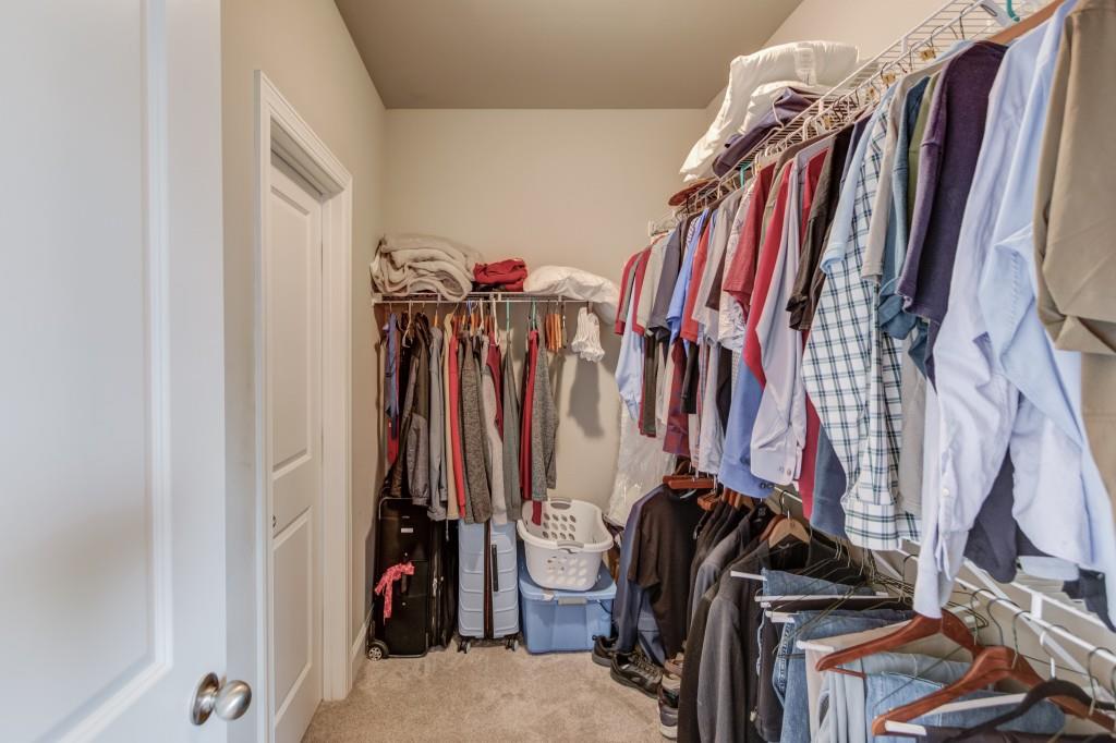 7289 Red Maple Court