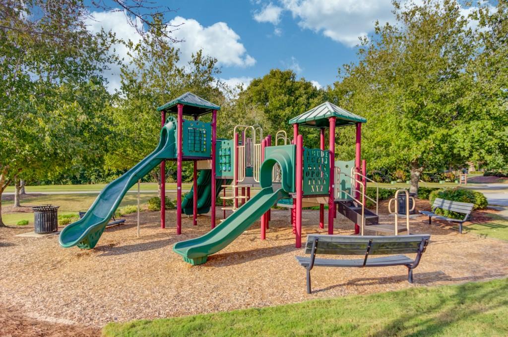 7289 Red Maple Court