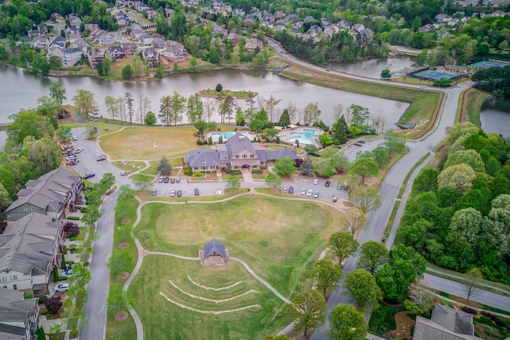 7289 Red Maple Court