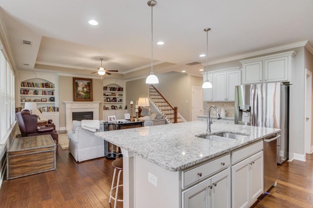 7289 Red Maple Court