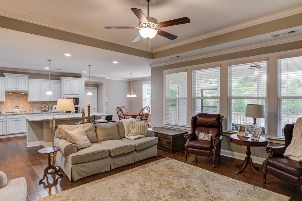 7289 Red Maple Court