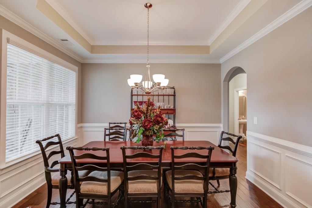 7289 Red Maple Court