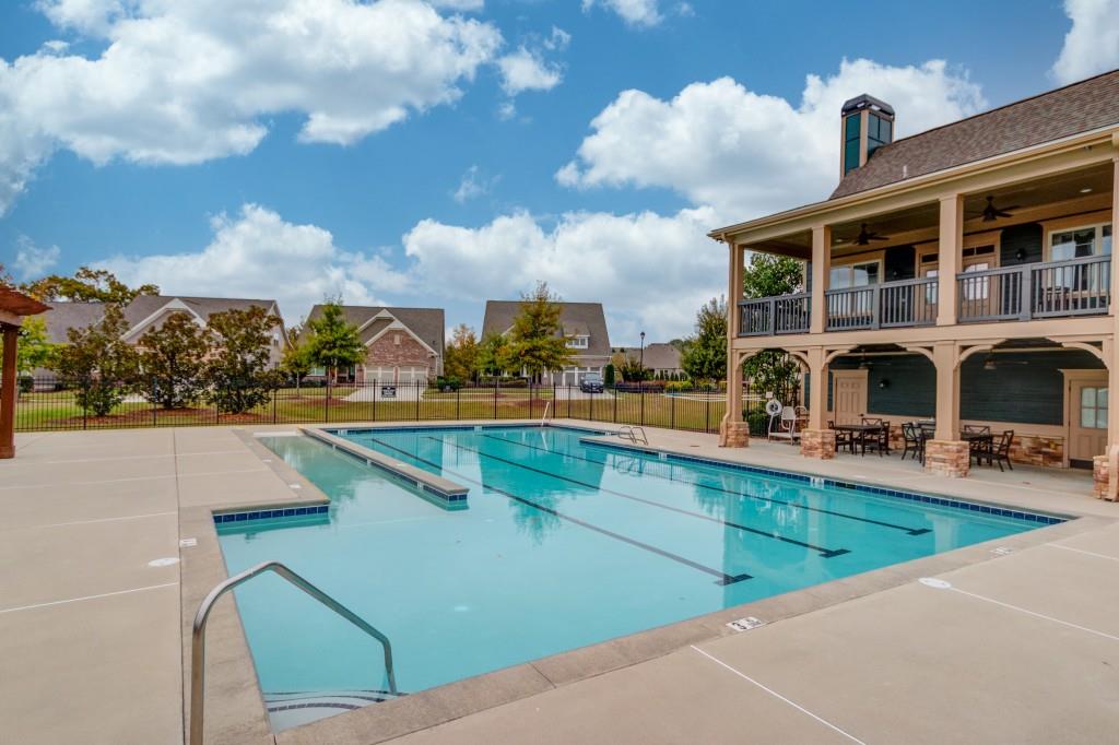 7289 Red Maple Court