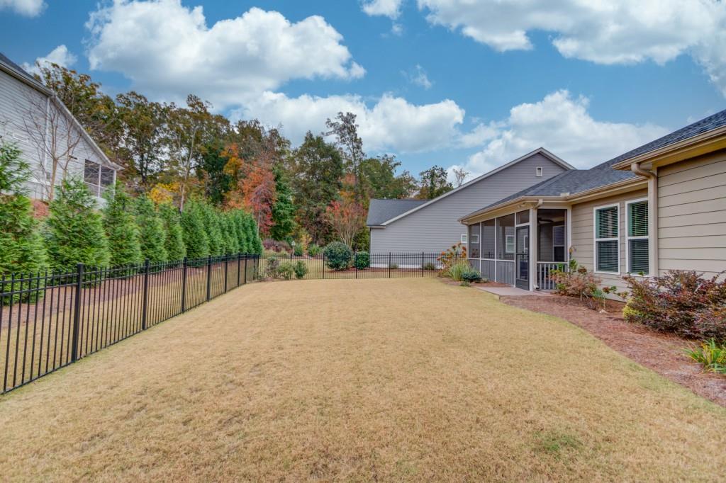 7289 Red Maple Court