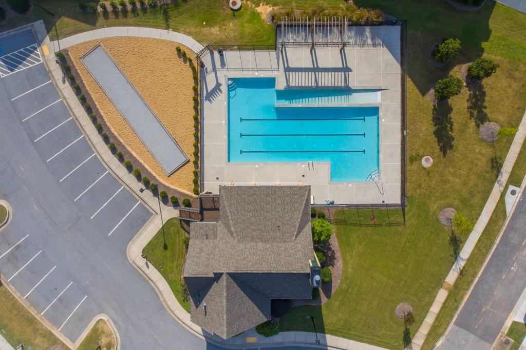 7289 Red Maple Court