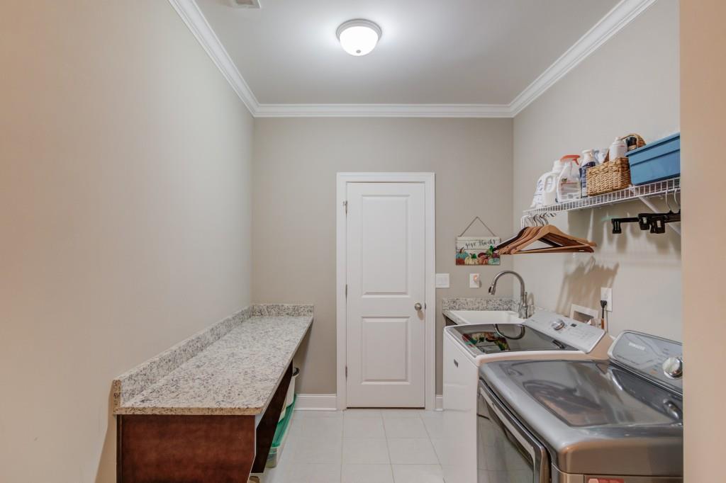 7289 Red Maple Court