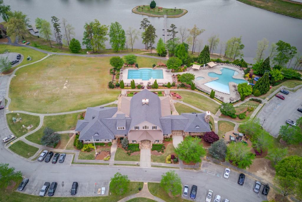 7289 Red Maple Court