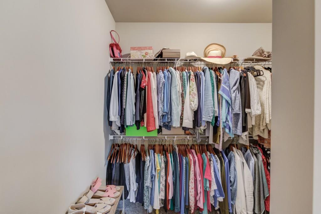 7289 Red Maple Court