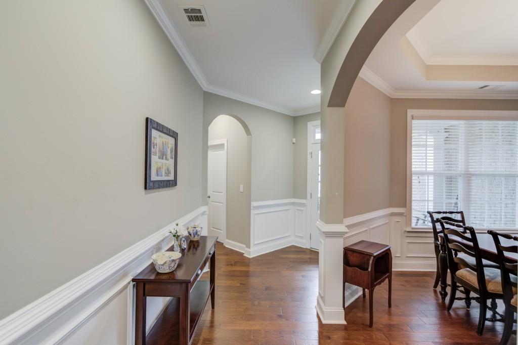 7289 Red Maple Court