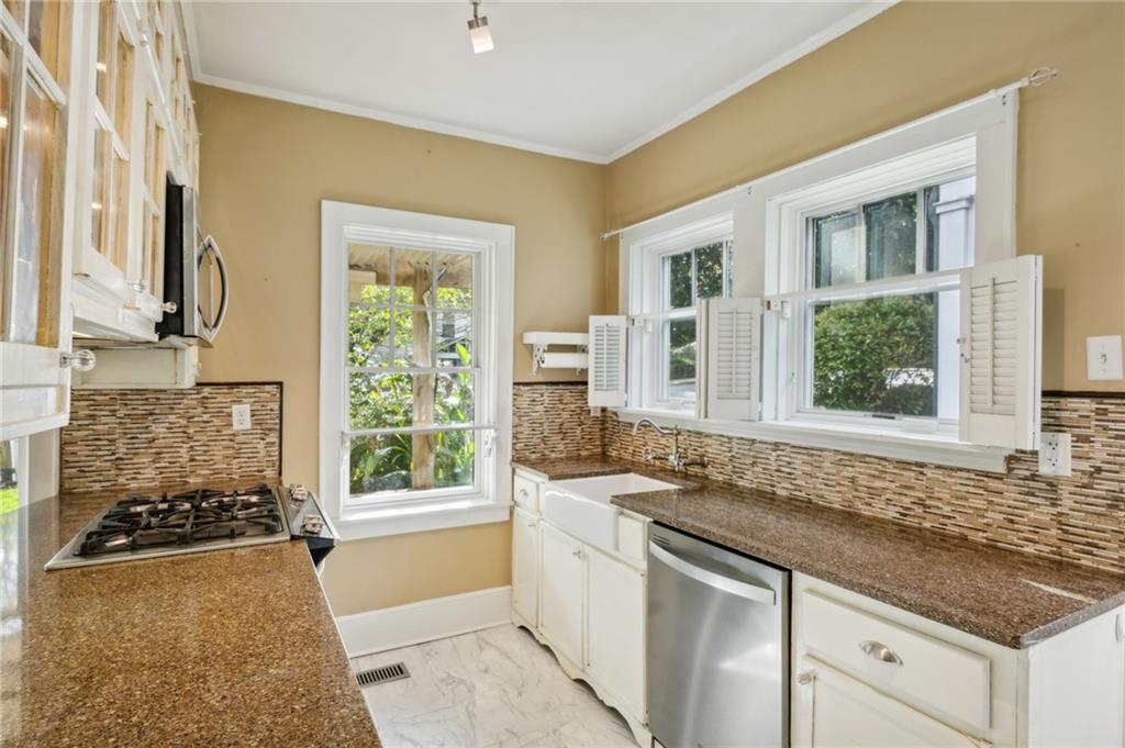 1768 McLendon Avenue NE