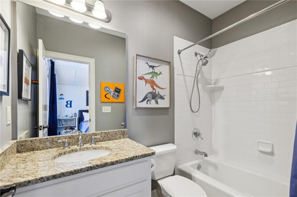 661 Timm Valley Road NE