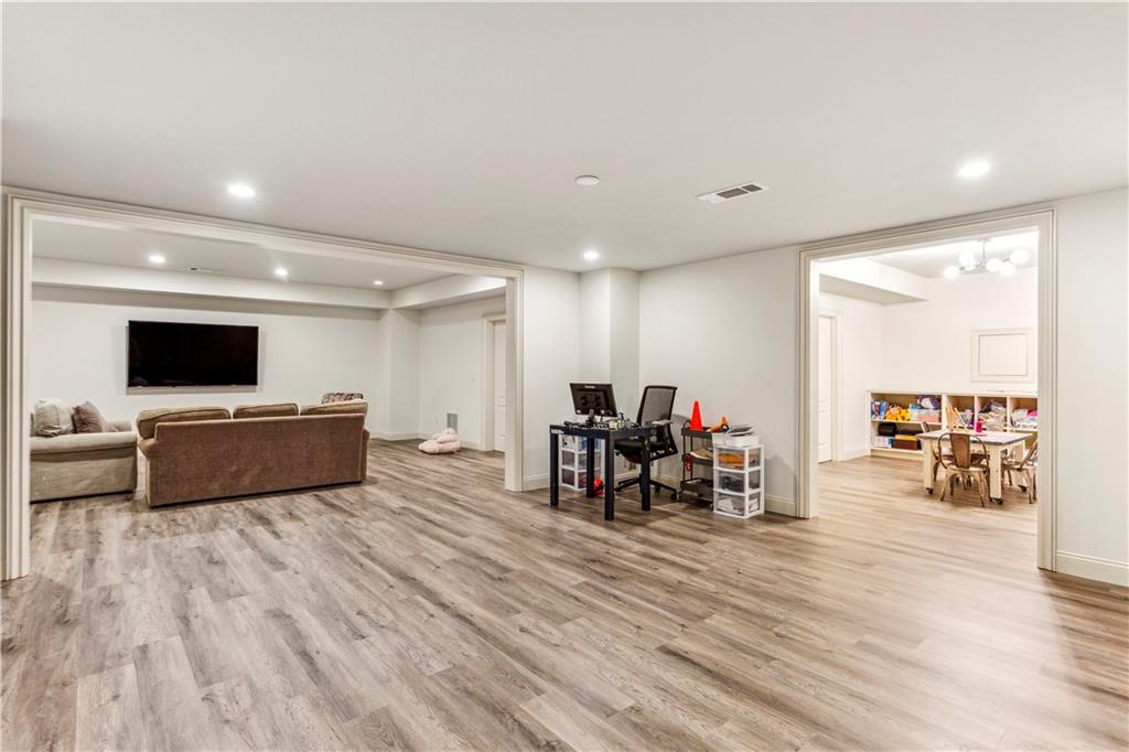 661 Timm Valley Road NE