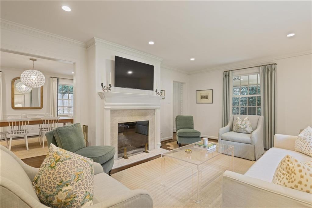 2280 Brookview Drive NW