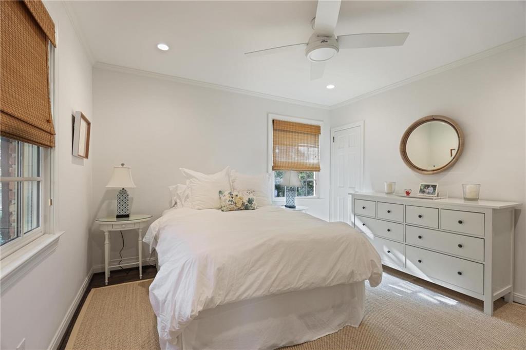 2280 Brookview Drive NW