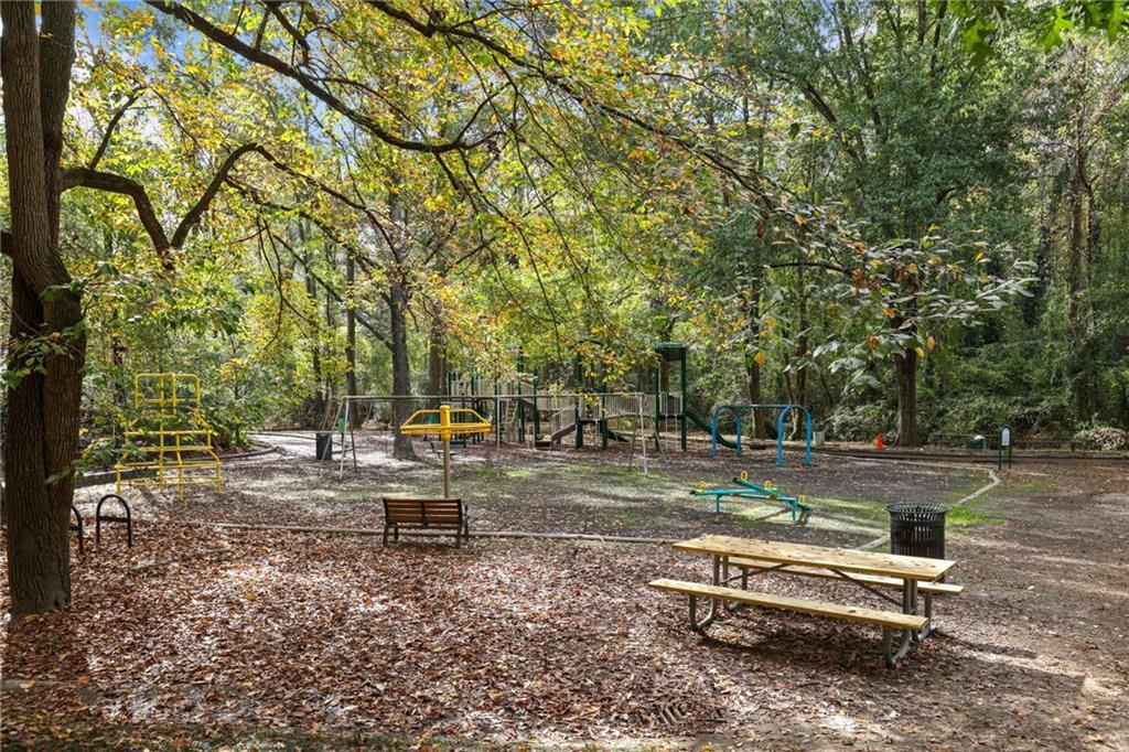 2280 Brookview Drive NW